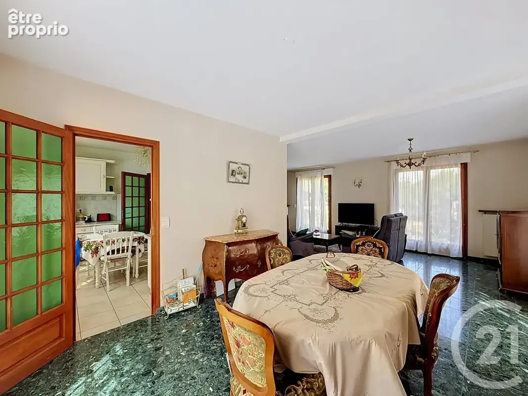 Maison 6 pièces 128 m² à vendre à Fontainebleau (77300) - photo 2