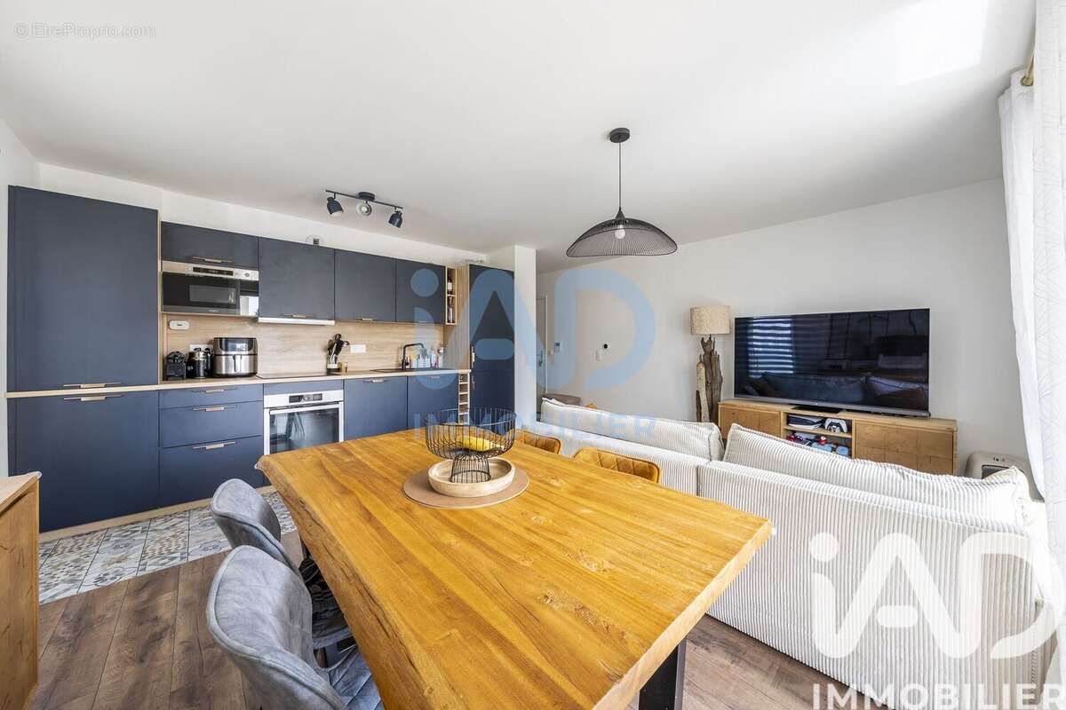 Photo 3 - Appartement à SAVIGNY-LE-TEMPLE