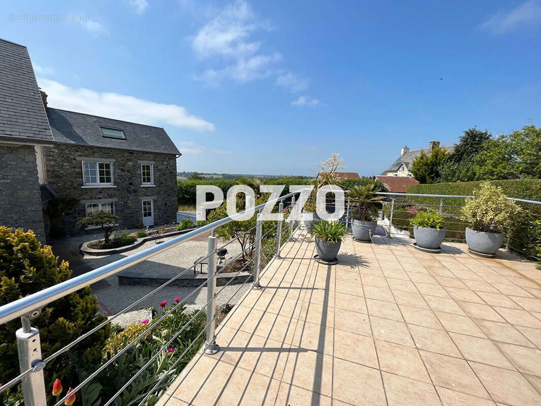 Maison 7 pièces (147 m²) à vendre à BRICQUEVILLE LA BLOUETTE - photo 17