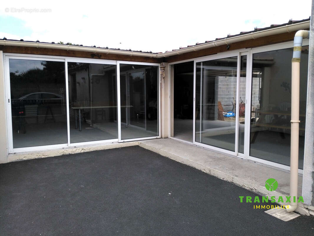 Maison 150 m² à La Taillee  - photo 5