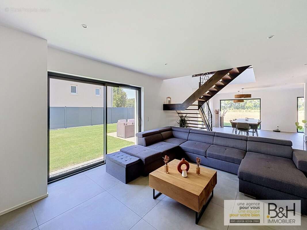 Maison 137 m² à Eschau  - photo 6