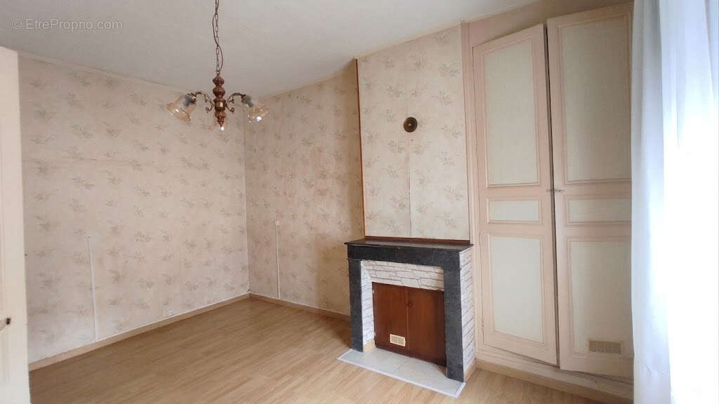 Maison à CHATELLERAULT