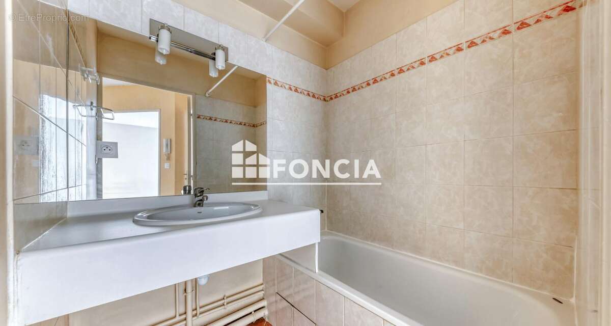 Appartement à LYON-7E