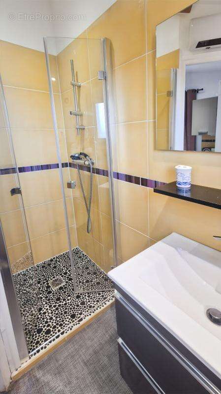 Maison à SAINT-SATURNIN-LES-AVIGNON