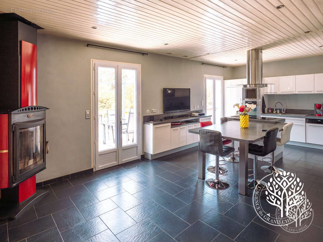 Maison à SAINT-SAVINIEN