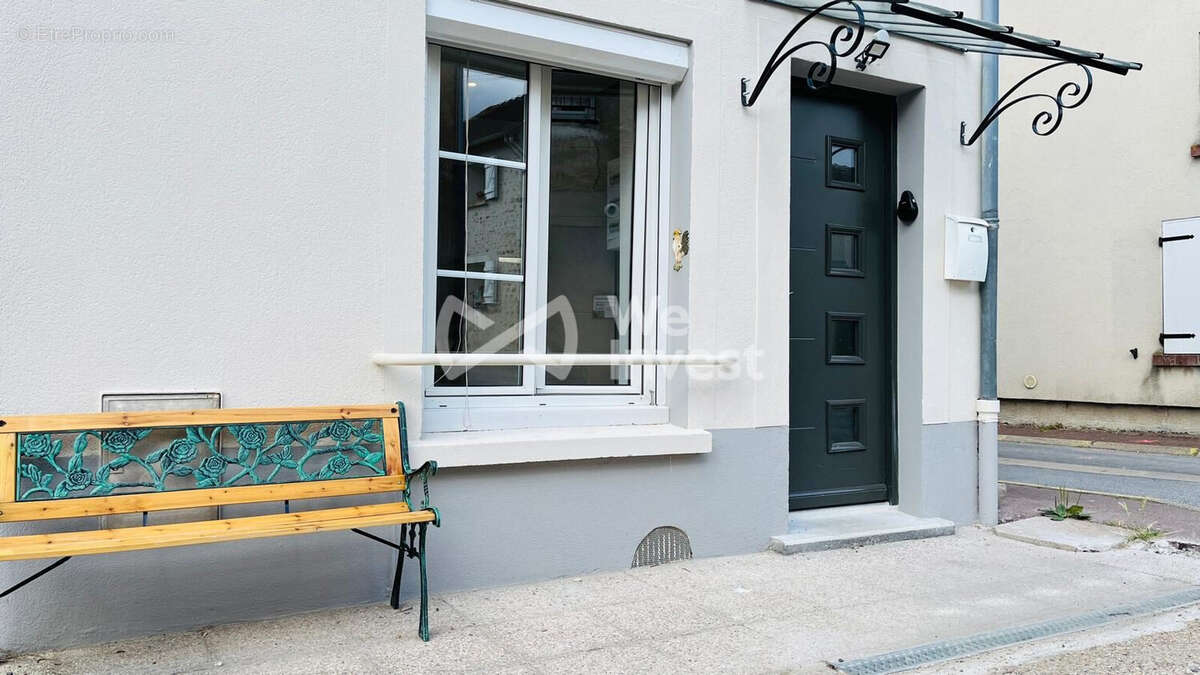 Maison à FAREMOUTIERS