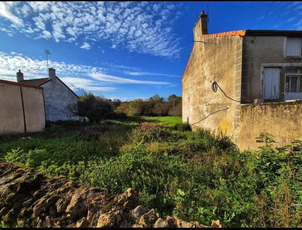 Terrain à NOLAY