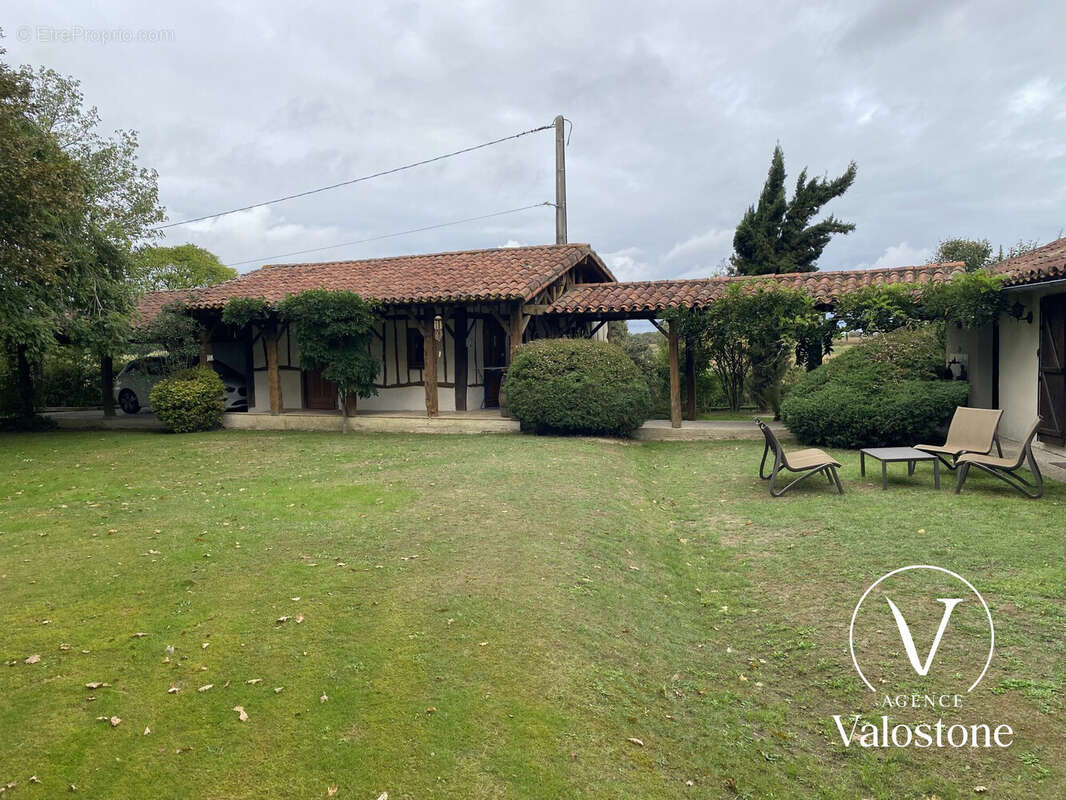 Maison à BAHUS-SOUBIRAN