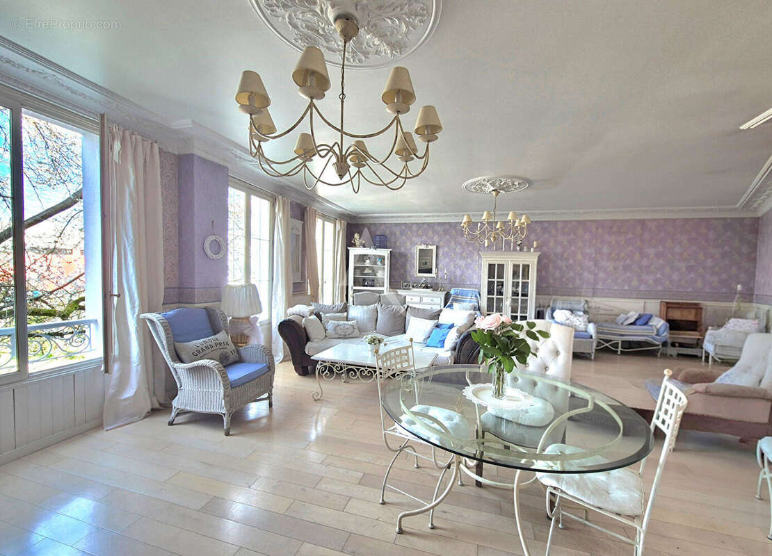 Maison à NEUILLY-PLAISANCE