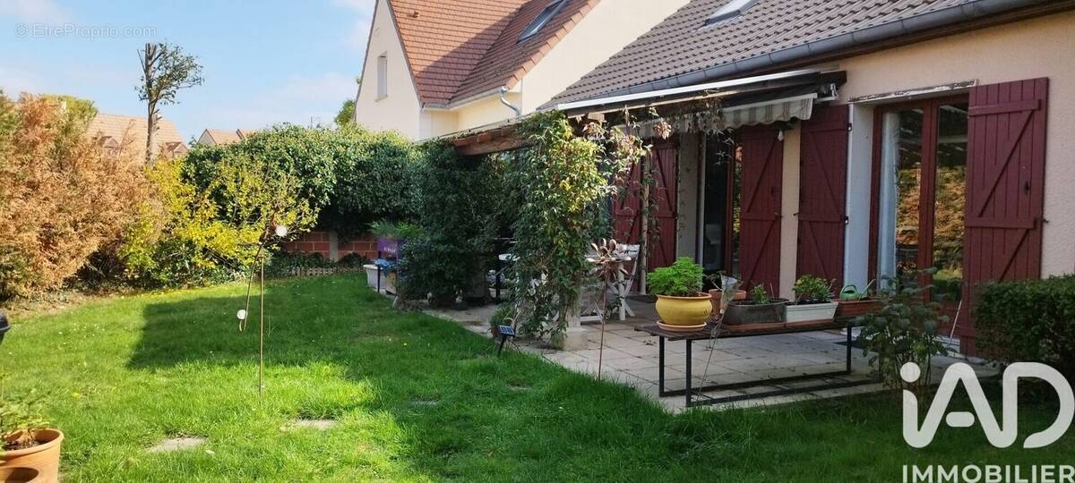 Photo 1 - Maison à YERRES