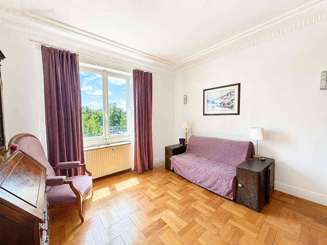 Appartement à LYON-8E