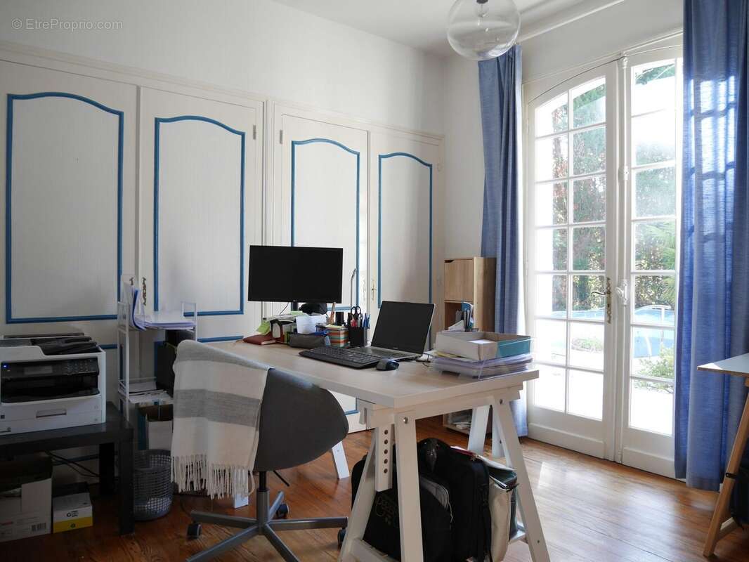  Maison à vendre | Aire sur l&#039;Adour |  Maison à vendre | Aire sur l&#039;Adour | Chambre - Maison à AIRE-SUR-L&#039;ADOUR