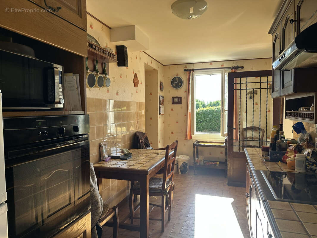 Maison à MONTGIVRAY