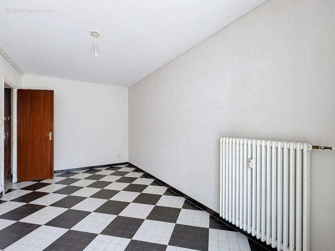 Appartement avec balcon et parking vendu loué - photo 6