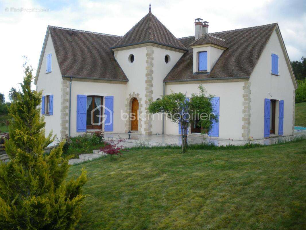 Maison à PONT-SUR-YONNE