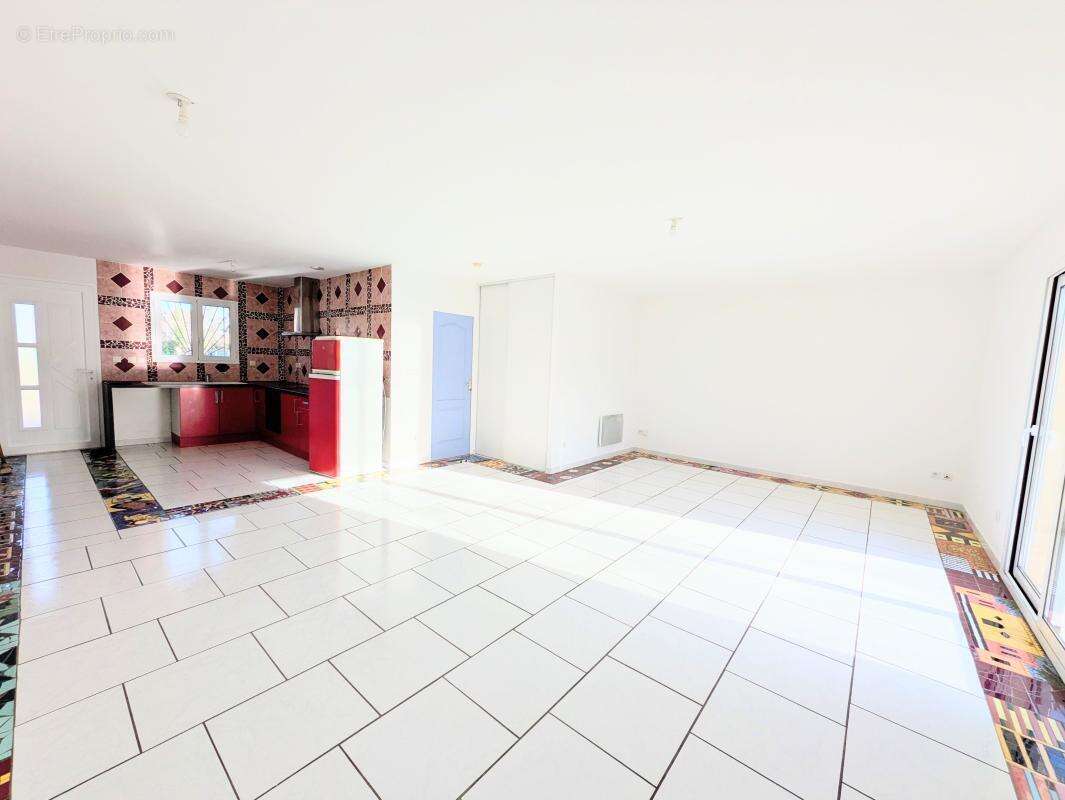 Maison à NAUJAC-SUR-MER