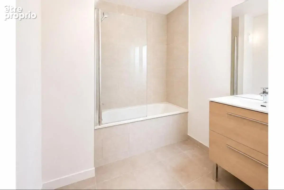 Appartement T3 de 55m² à CAGNES SUR MER - photo 4