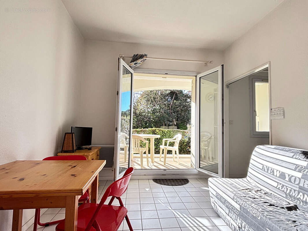 Appartement à VAUX-SUR-MER