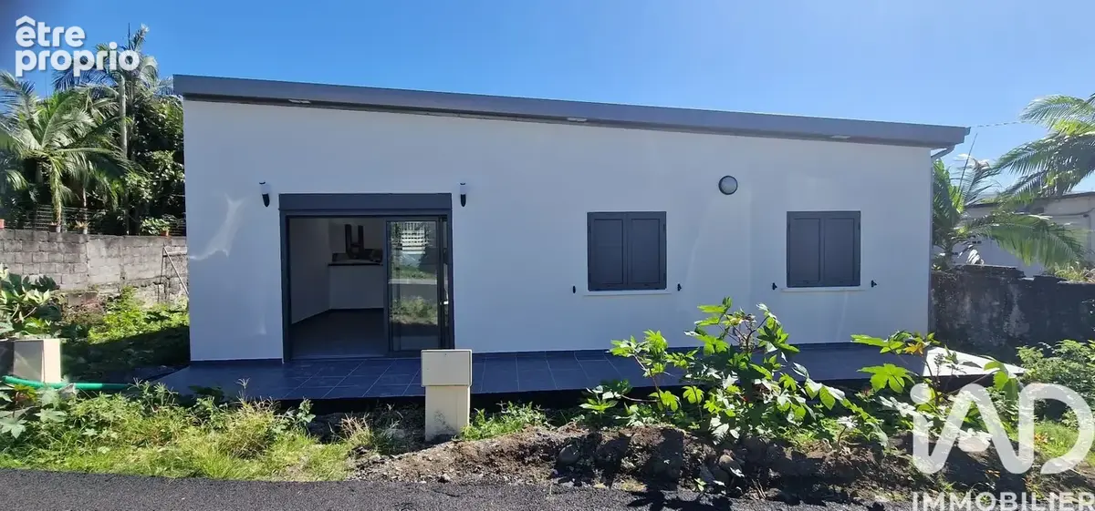 Photo 1 - Maison à SAINT-BENOIT