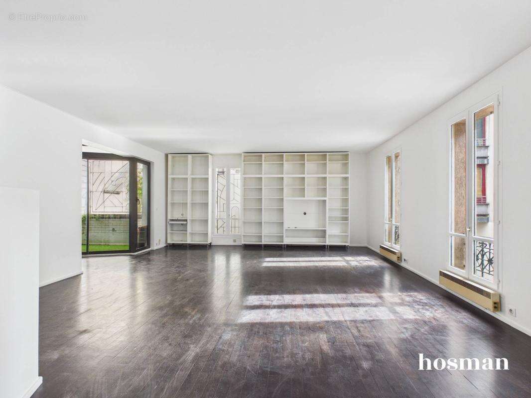 Appartement à PARIS-11E