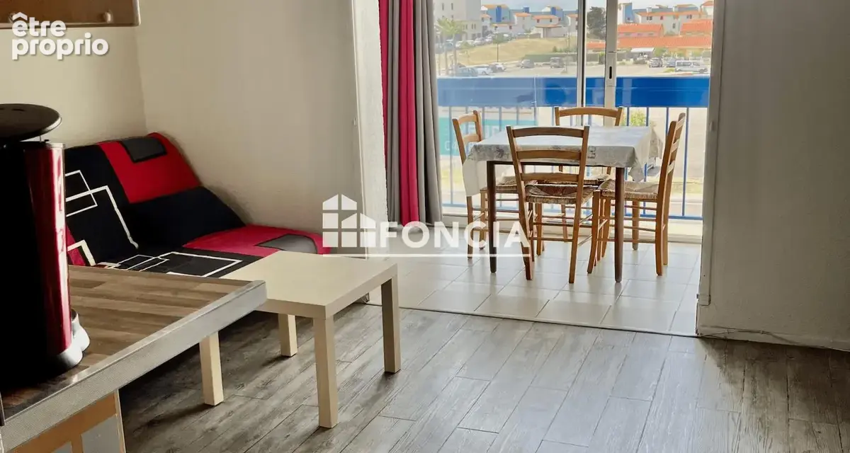  À VENDRE BARCARES 66420 – Spacieux T2 rénové avec mezzanine et loggia lumineuse  - photo 3