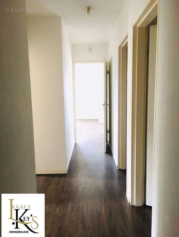 Appartement 70 m² à Lormont  - photo 5