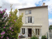 Maison à FRONTENAY-ROHAN-ROHAN