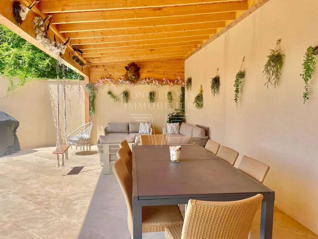Trouville sur mer residentiel. maison 5 chambres jardin et garage. - photo 3