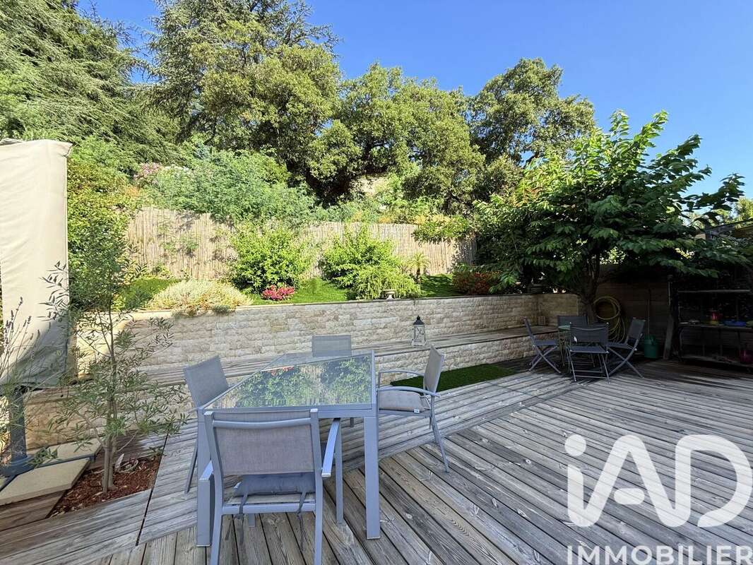 Photo 2 - Maison à LA GARDE-FREINET