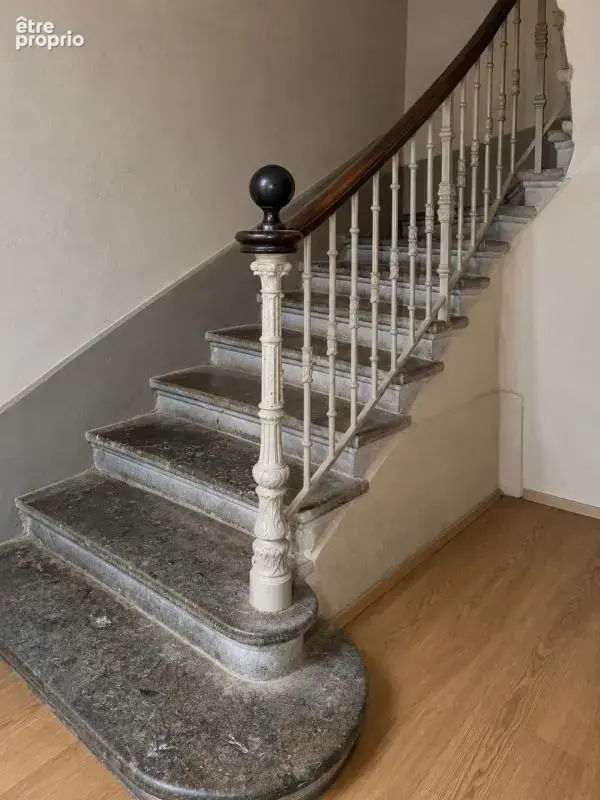 Maison à vendre 8 pièces CIVRIEUX D'AZERGUES (69) - photo 11
