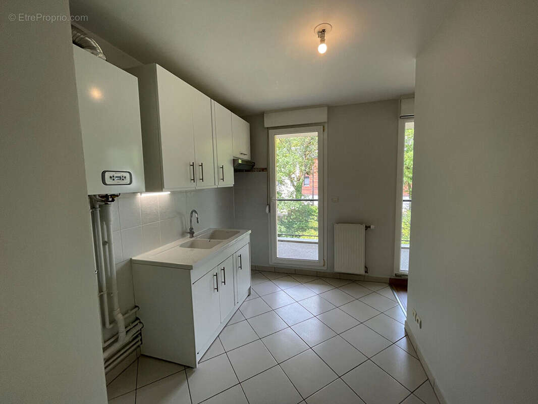 Appartement - LE BAN ST MARTIN - F2 - 47,6 m² - photo 6