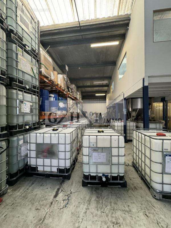 Commerce à MONTIGNY-LE-BRETONNEUX