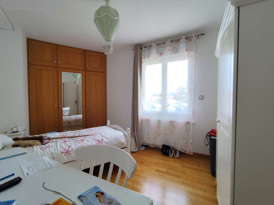 Maison à NOUAILLE-MAUPERTUIS