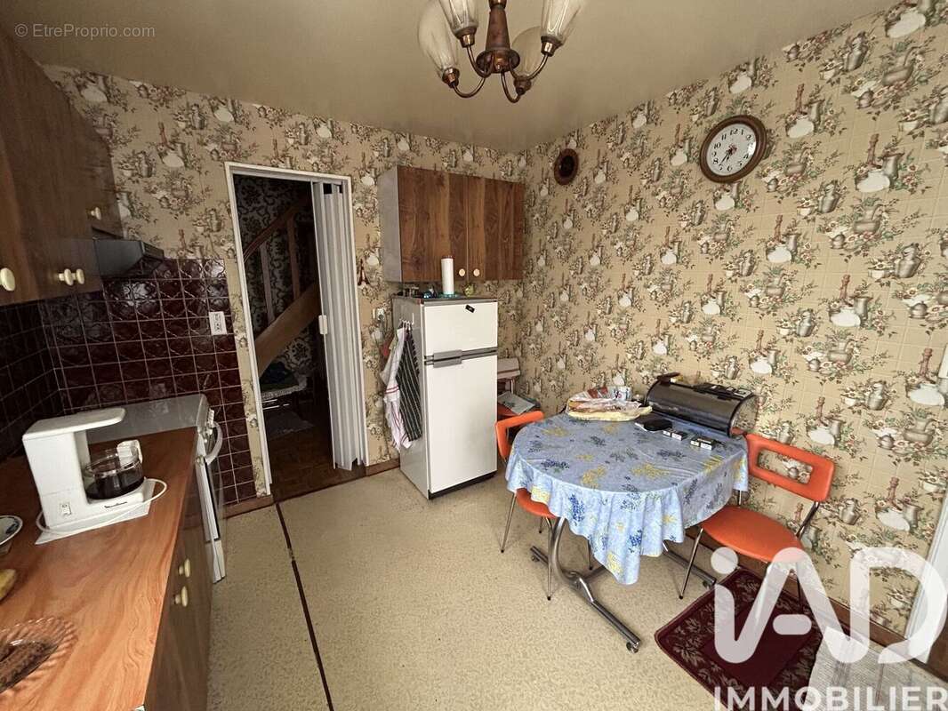 Maison 74 m² à Saint-Martin-Le-Mault  - photo 4