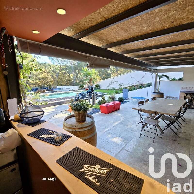 Photo 5 - Maison à ROGNES