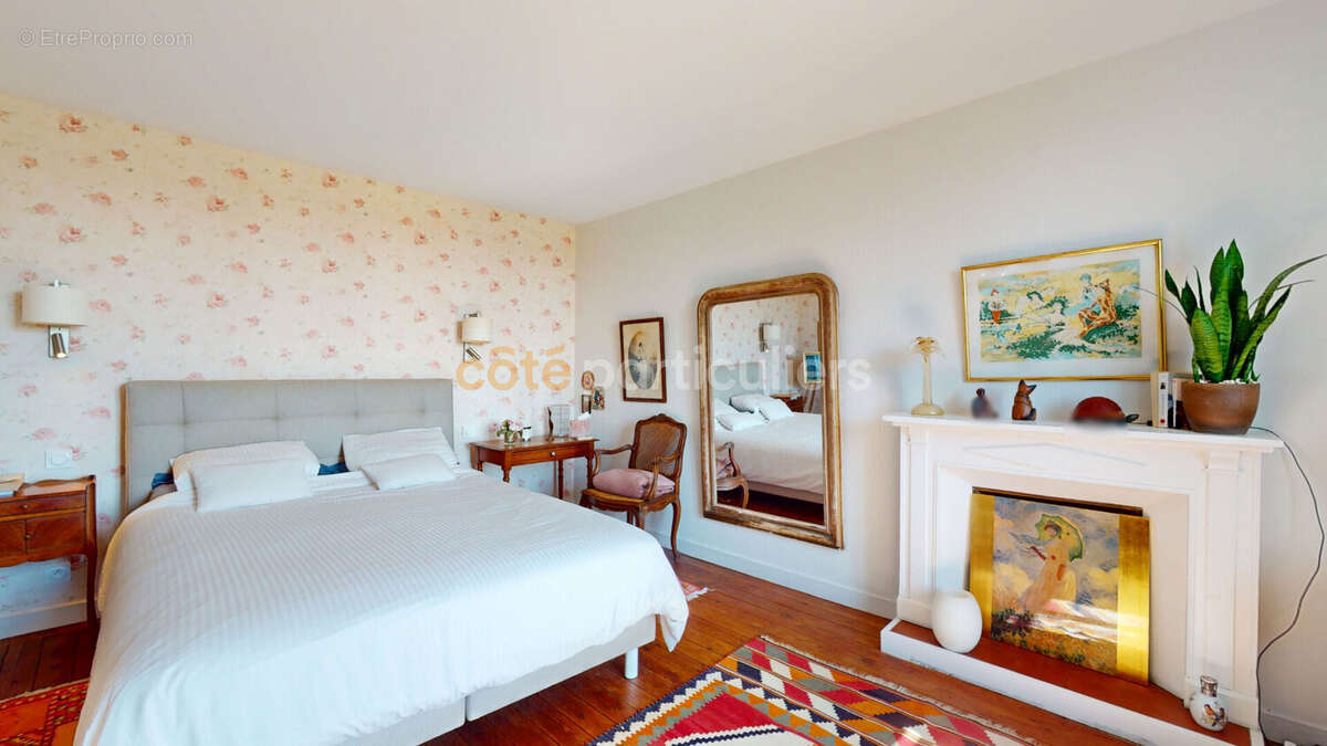 Maison à SAVIGNY-LE-VIEUX