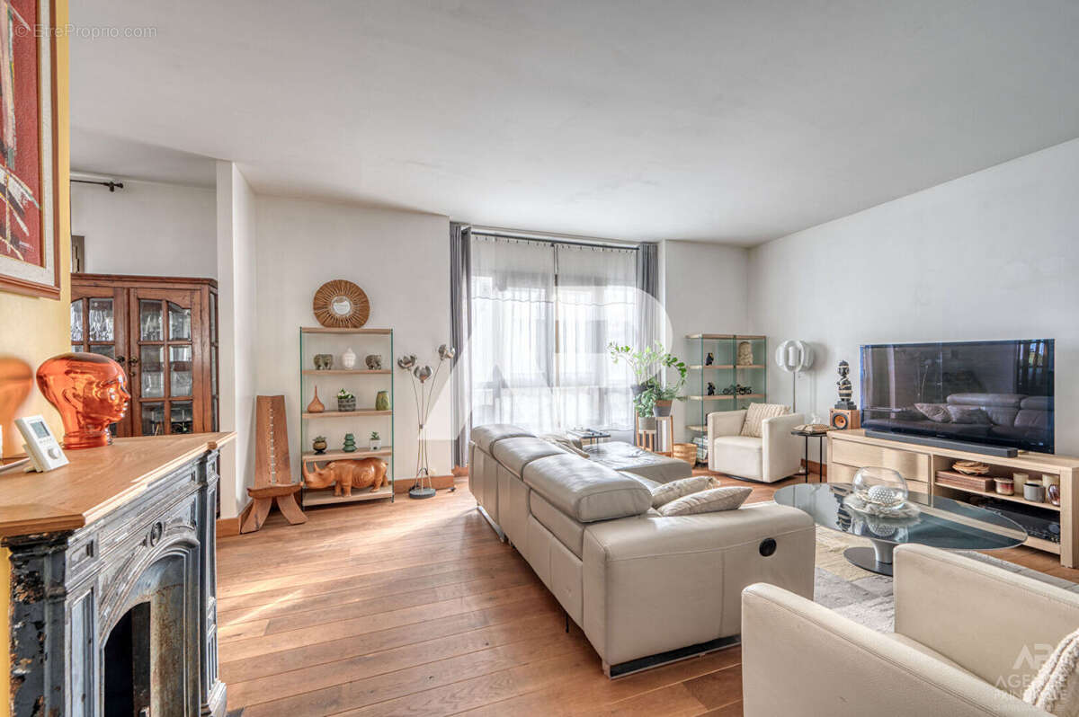 Appartement à RUEIL-MALMAISON