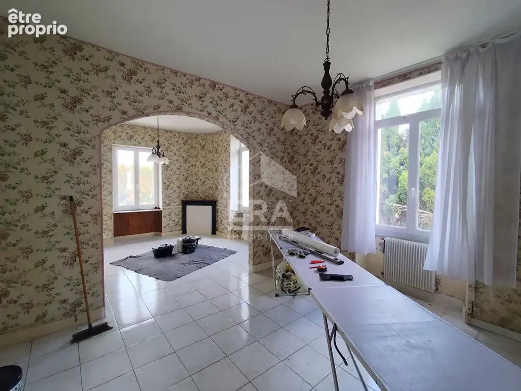 Maison 143 m² à Roumazieres-Loubert  - photo 3