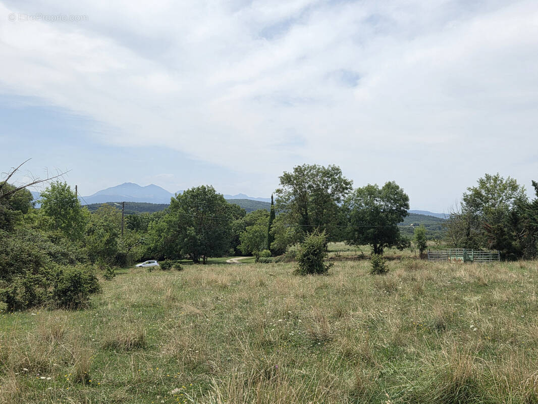 Terrain à TROYE-D'ARIEGE