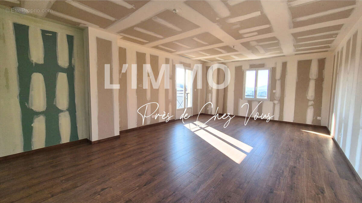 Maison à LA BOUILLADISSE