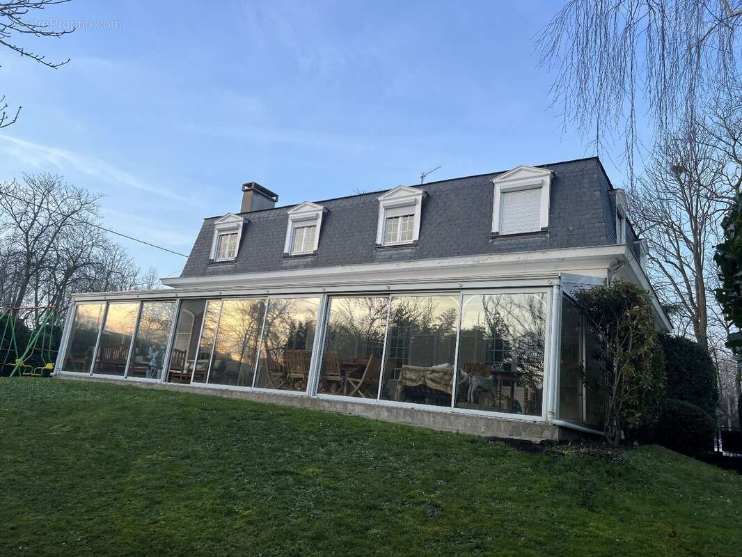 Maison à MAISONS-LAFFITTE