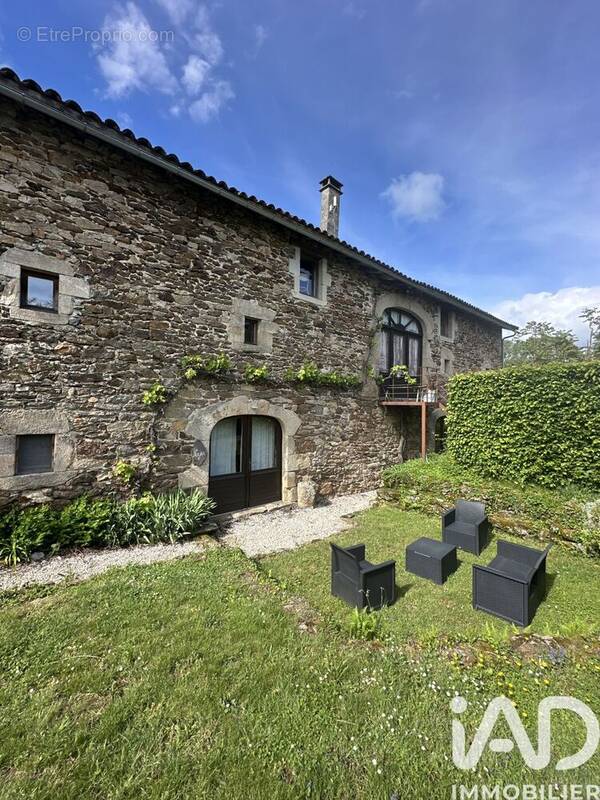 Photo 1 - Maison à MONTET-ET-BOUXAL