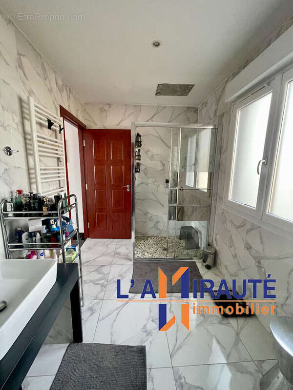Maison Houilles 9 pièce(s) 197 m2 - photo 6