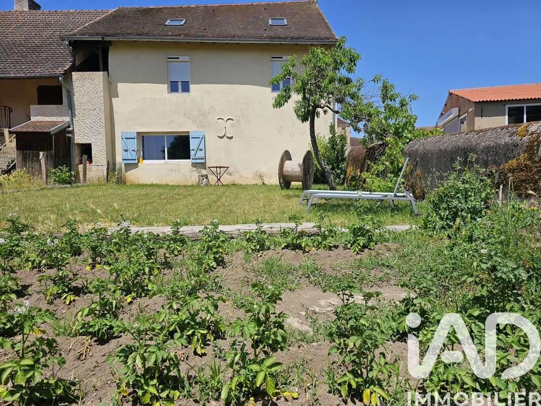 Photo 2 - Maison à MARTIGNY-LE-COMTE