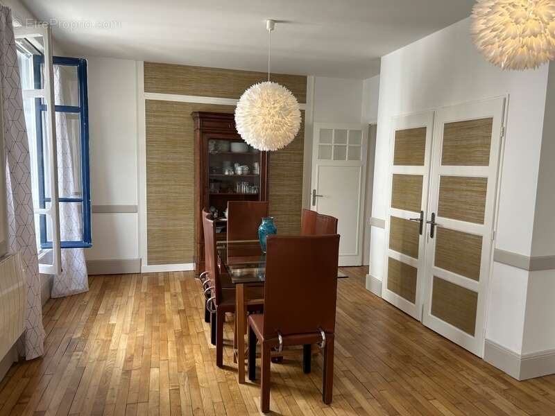 Rare a vannes (56)- centre appartement de charme 107 m²  avec stationnement privatif (56) - photo 7