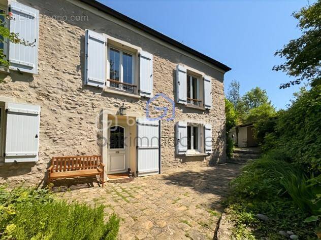 Maison à ETAMPES