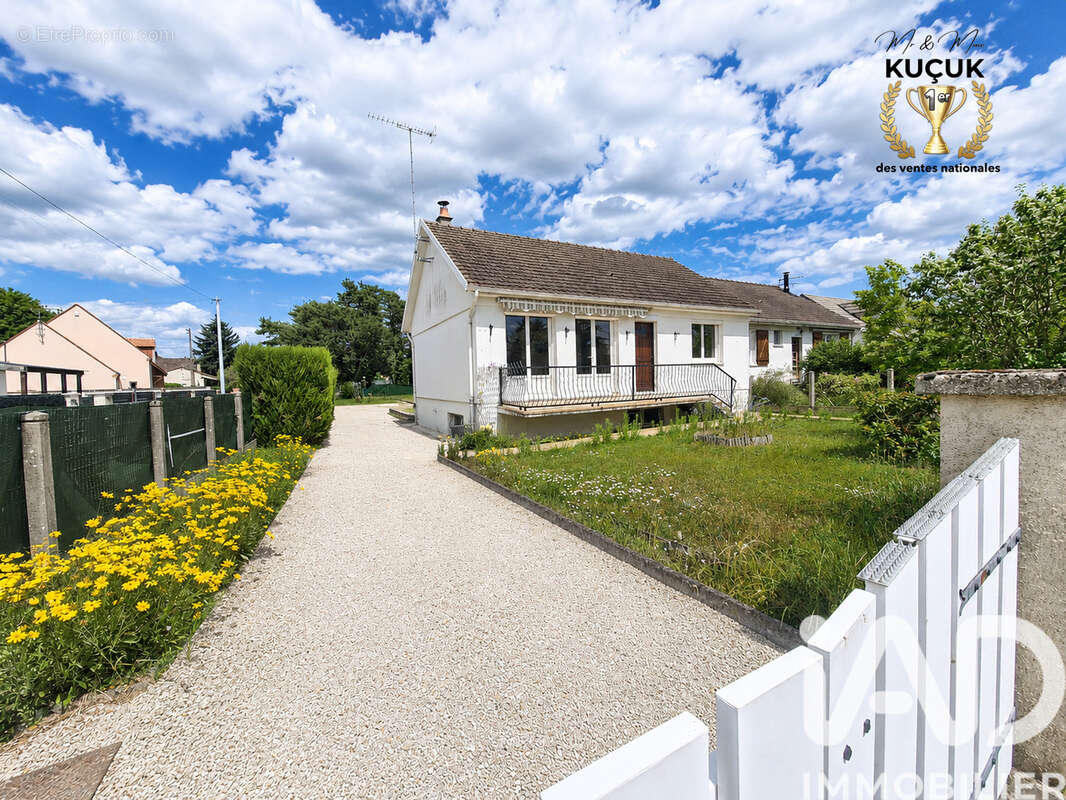 Photo 3 - Maison à LES BORDES