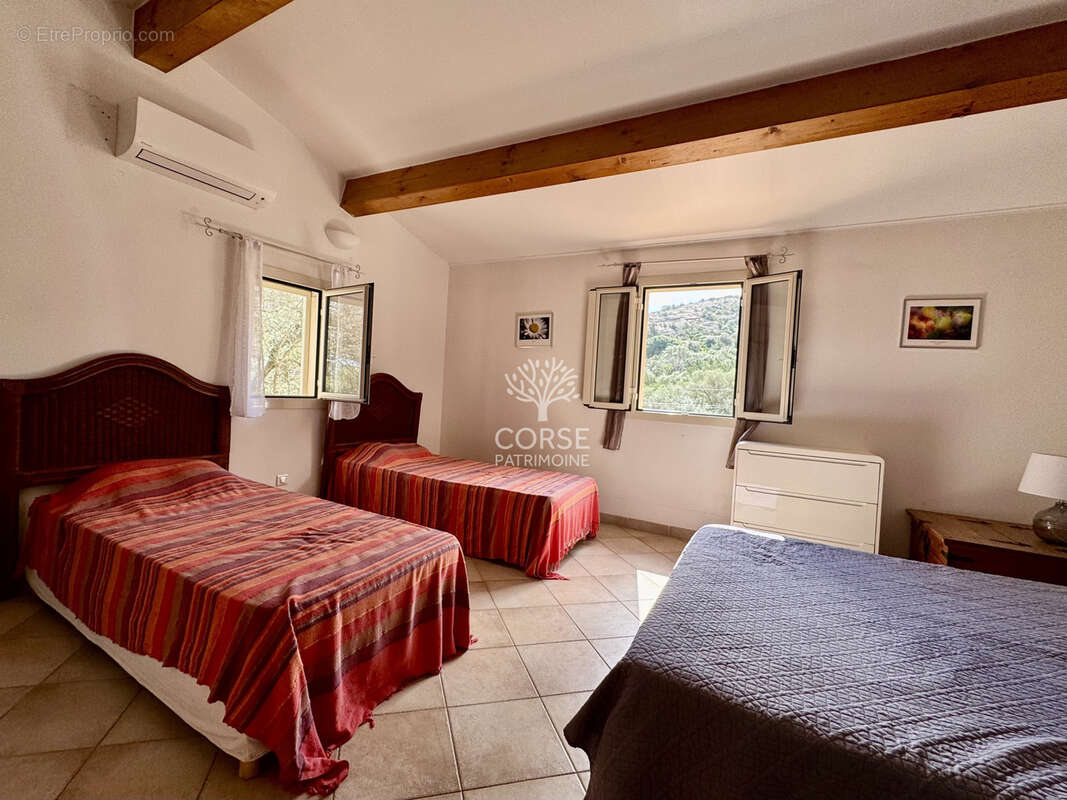 Maison à PORTO-VECCHIO