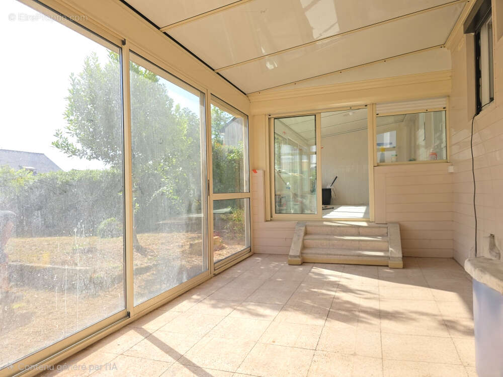 Maison à SAINTE-LUCE-SUR-LOIRE