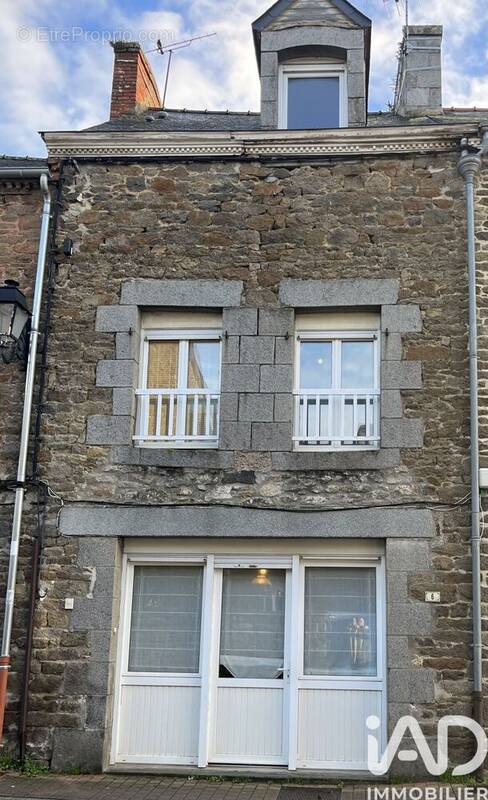 Photo 1 - Maison à MINIAC-MORVAN